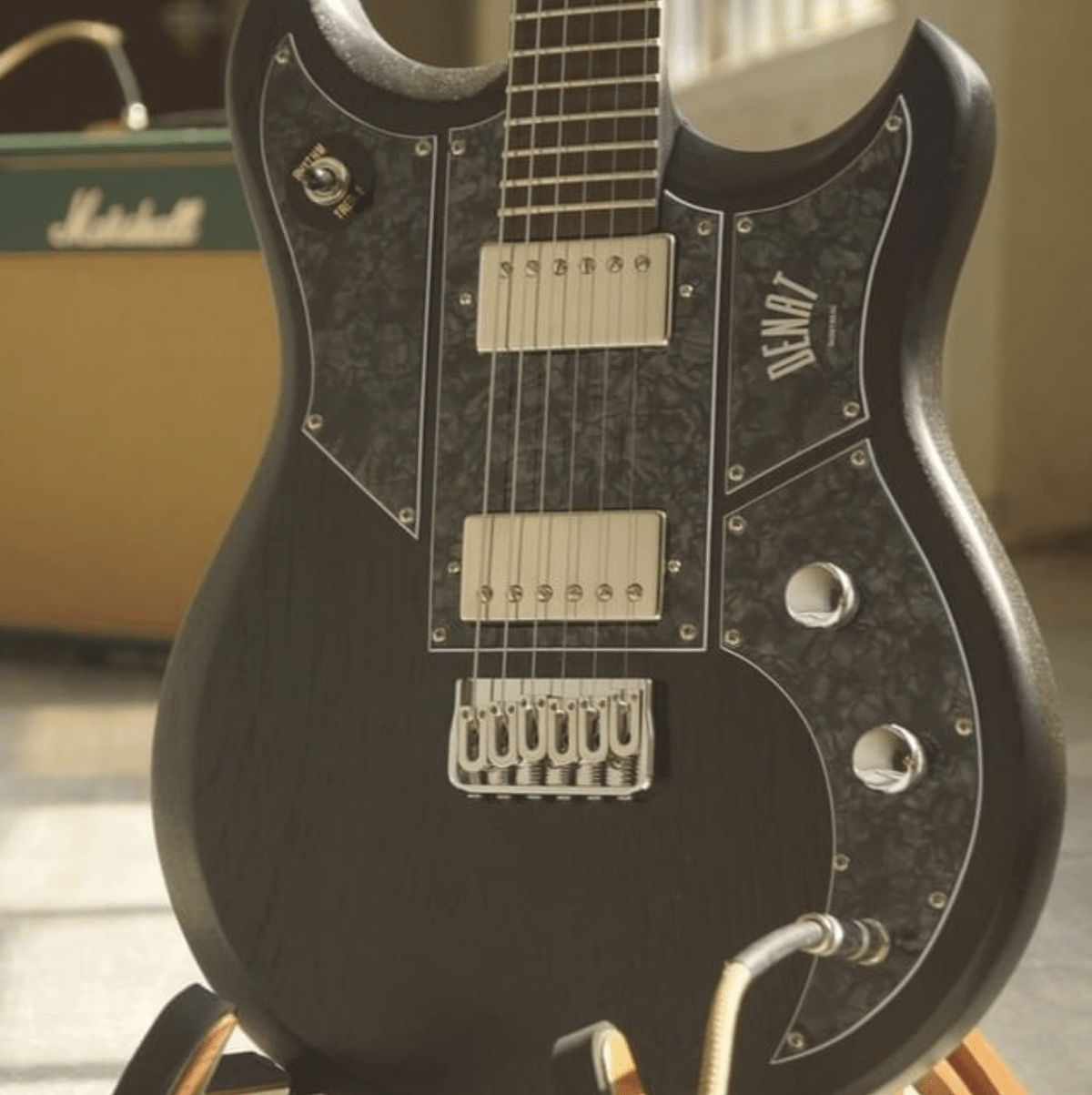 electric guitar luthier for sale